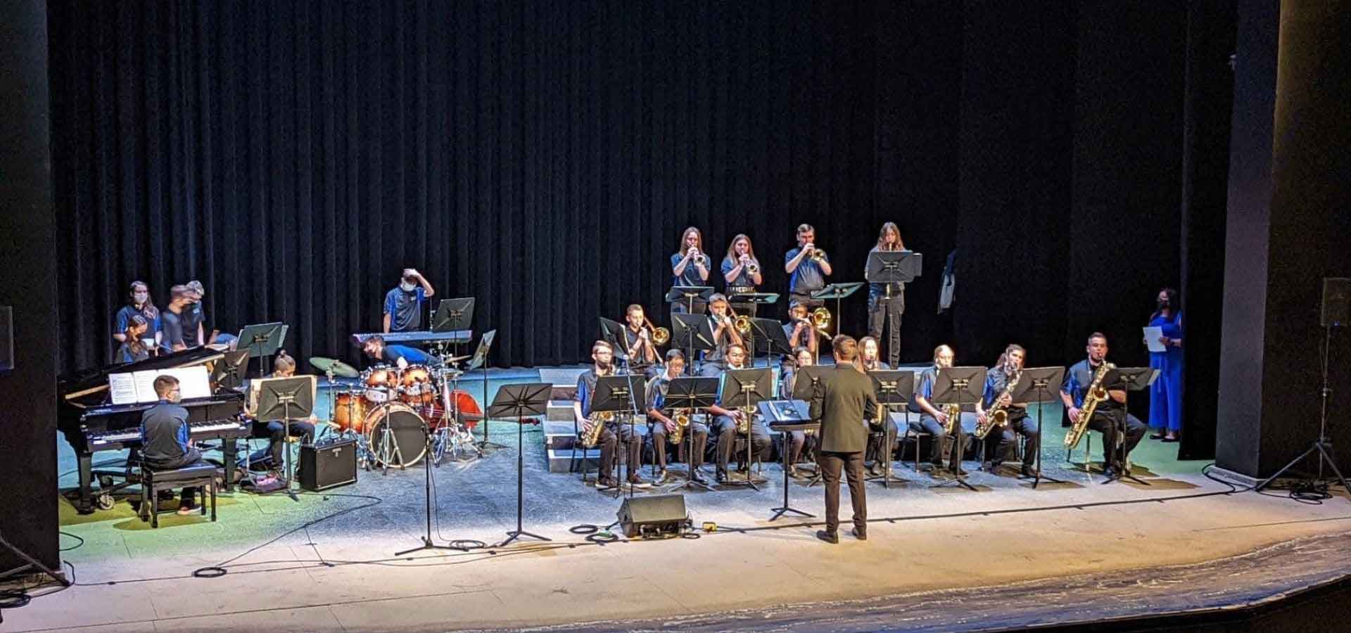 Division 1 Rating for HCMS Jazz Band