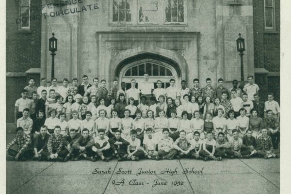 sarah scott school grads 1952